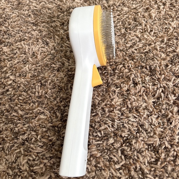Steam brush. - Picture 1 of 4